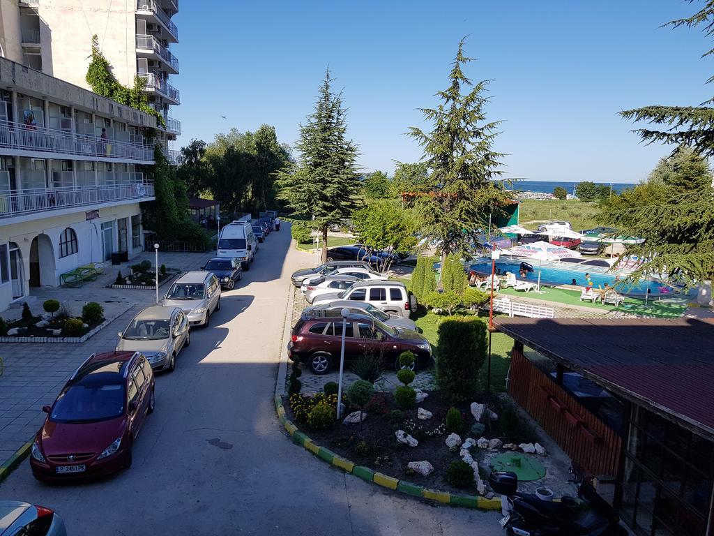 Dsk Hotel Kranevo Bagian luar foto