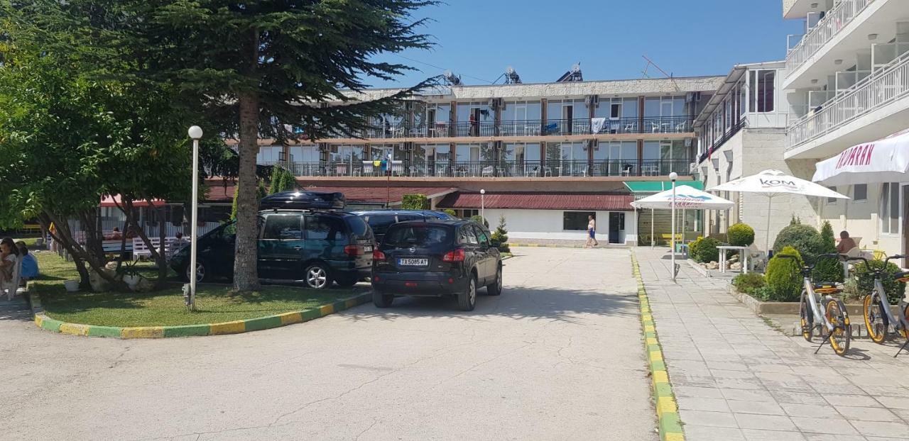 Dsk Hotel Kranevo Bagian luar foto